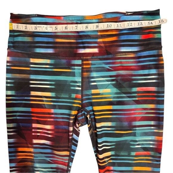 Athleta Sonar Capri Active Leggings Mid Rise Woman’s Size Medium - Picture 9 of 14